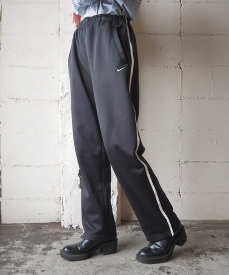 NIKE Track Pants BK