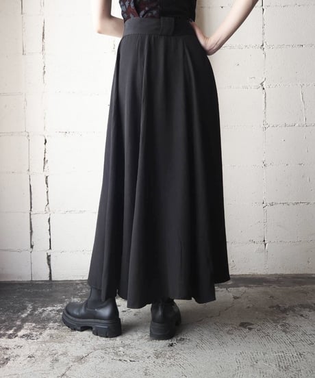 Center Slit Layered Shorts BK