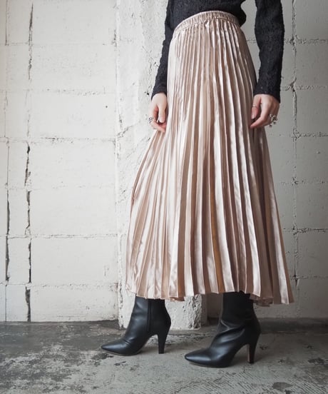 Pleated Satin Middle Skirt GD