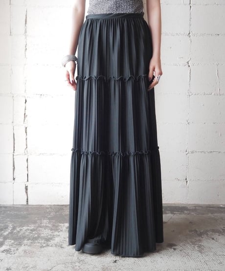 1980's Pleated Tiered Skirt BK