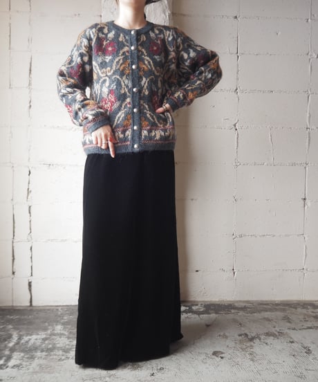Arabesque Pattern Crew Neck Cardigan GRRE