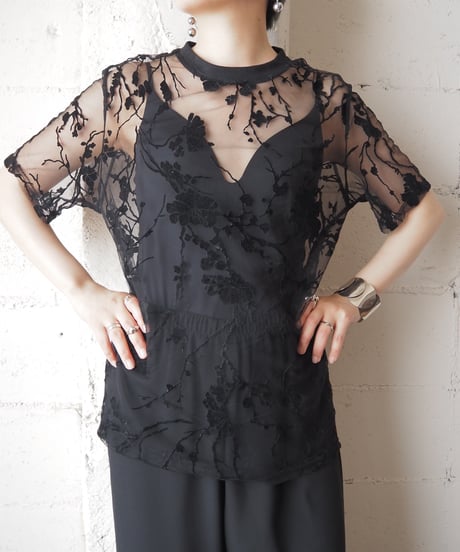 Flock Print Sheer Tee BK