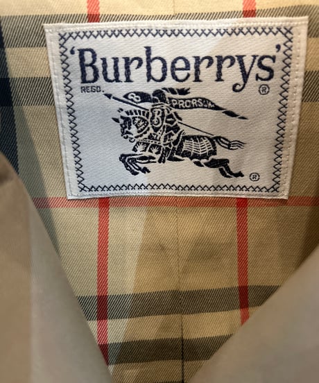 Burberrys' Trench Coat BE