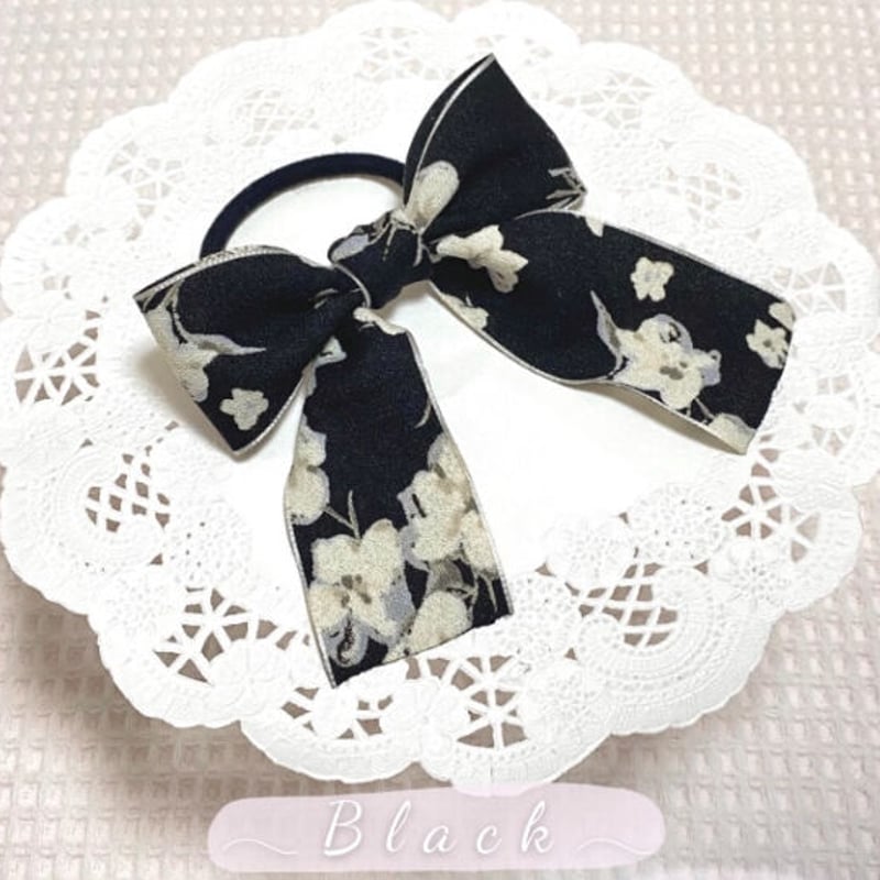 ファブリックリボン♪】上品な花柄 きれいめ♡ 蝶々リボンのヘアゴム