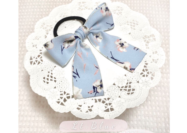 お買い得♡お揃い 薔薇柄 大きめうさみみリボン くるみボタン 3