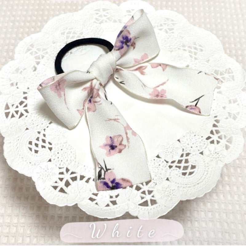 ファブリックリボン♪】上品な花柄 きれいめ♡ 蝶々リボンのヘアゴム