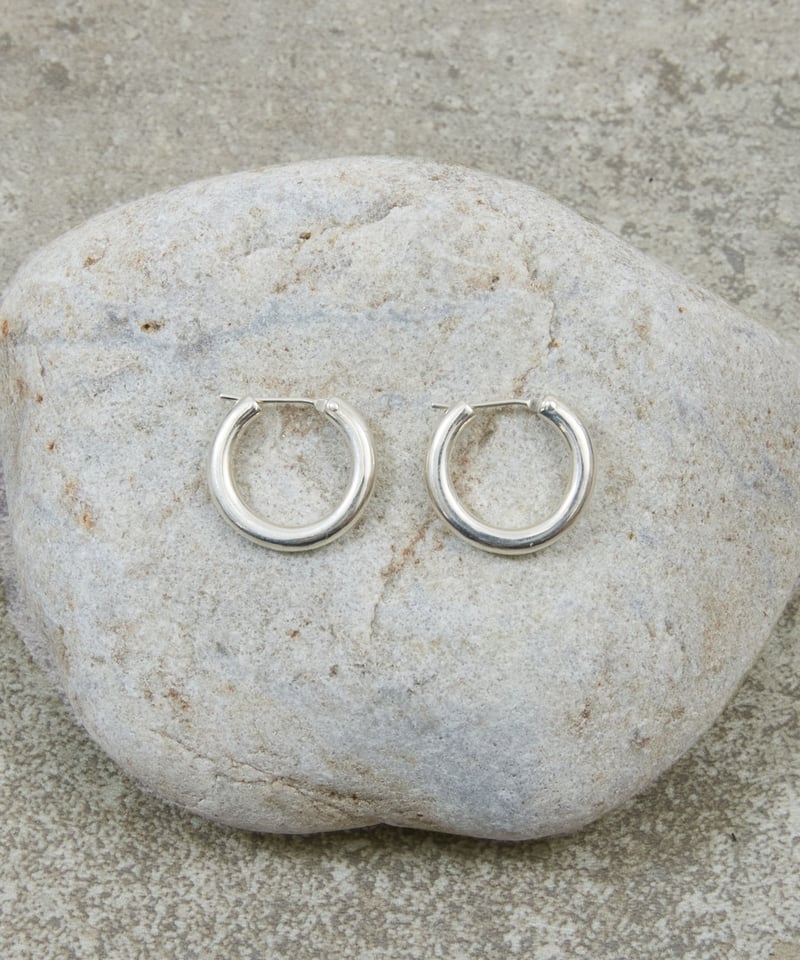 And A アンドエー / SILVER925 MEDIUM HOOP PIERCE シルバー