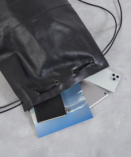 And A アンドエー / FINE LEATHER DRAWSTRING BAG 【L】 牛革巾着バッグ バッグパック / AA-A23U003