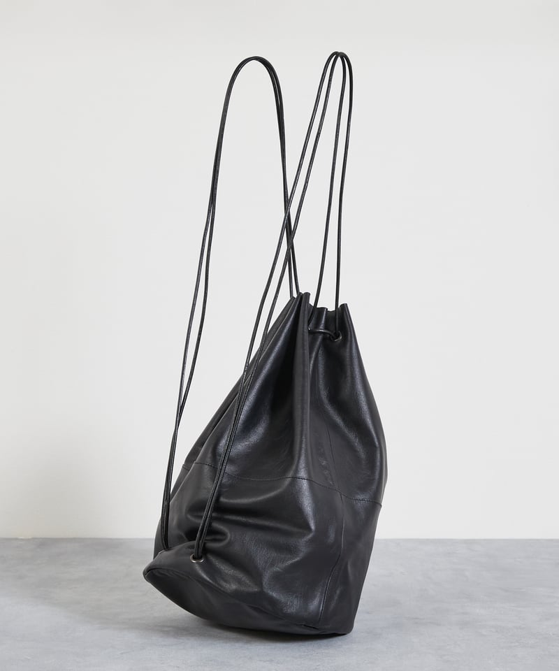 And A アンドエー / FINE LEATHER DRAWSTRING BAG 【L】 牛