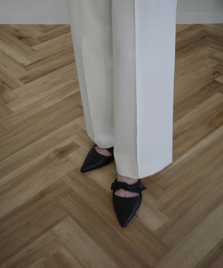 LEATHER RIBBON MULE