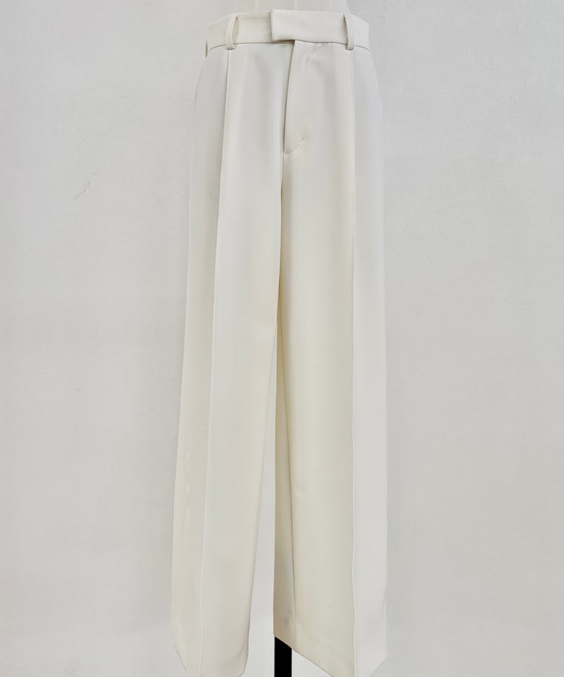 TUCK PANTS セミワイドパンツ | OHGA