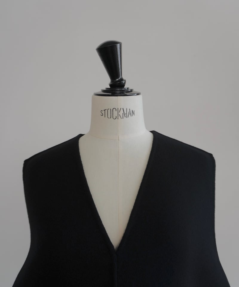 【monanan様】OHGA　VEST JACKET ジレ ベスト 定価3.3万 monanan様】OHGA VEST JACKET ジレ ベスト 定価3.3万 monanan様