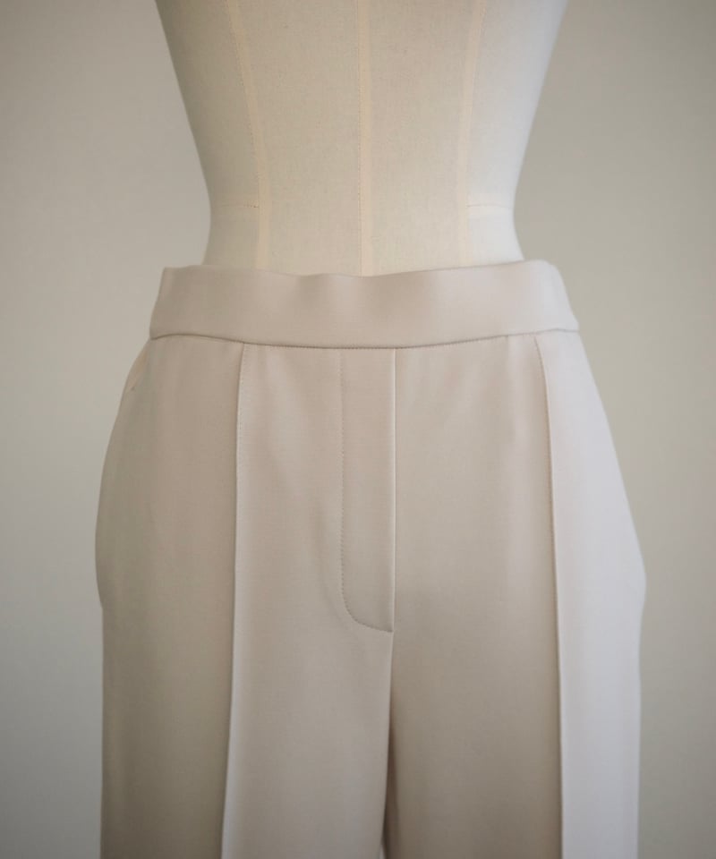 裏起毛スーパー美脚パンツ | OHGA