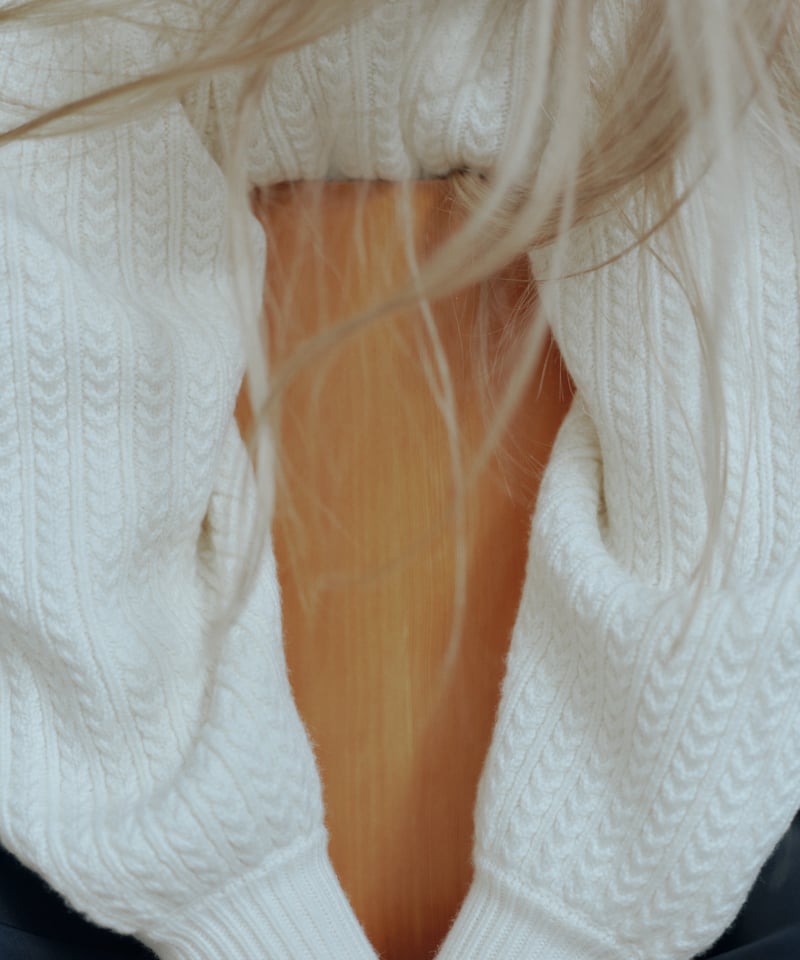 クリーニング済】OHGA PUFF KNIT white ニット