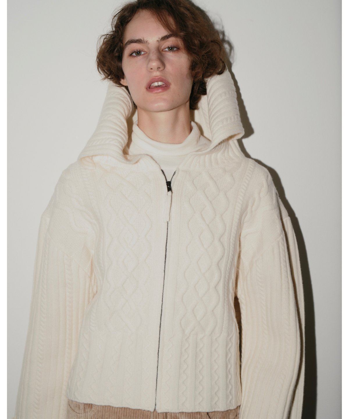 ZIP COLLAR KNIT | OHGA