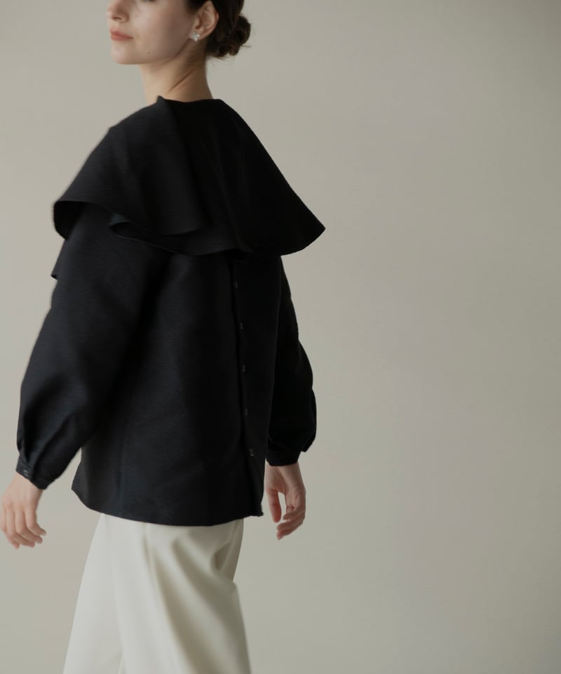 BIG COLLAR BLOUSE | OHGA
