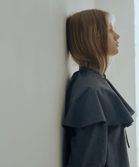 CAPE BLOUSE