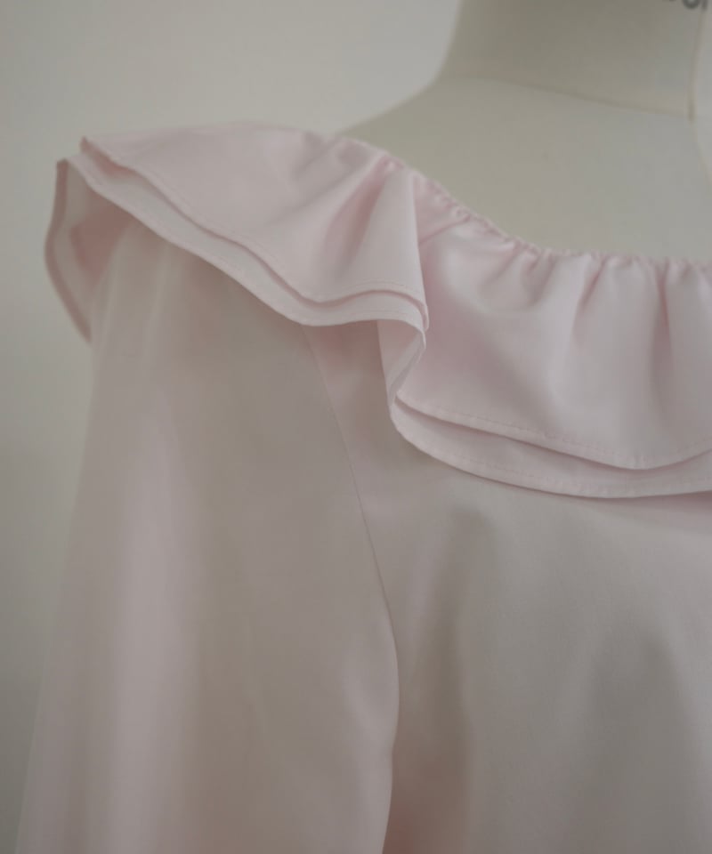 RUFFLE SHOULDER | OHGA RUFFLE SHOULDER | OHGA