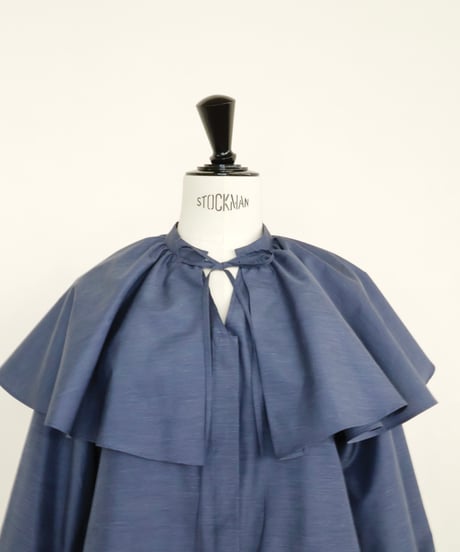 CAPE BLOUSE