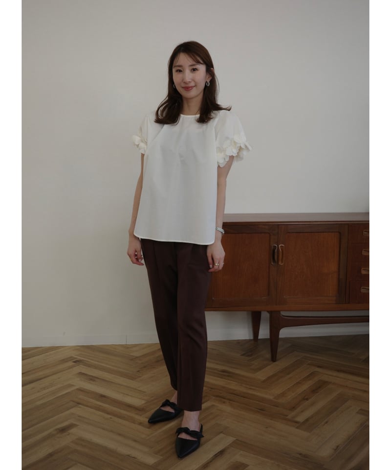 新品　ohga HANABIRA ブラウス 新品 ohga HANABIRA ブラウス 新品ohga HANABIRA ブラウス