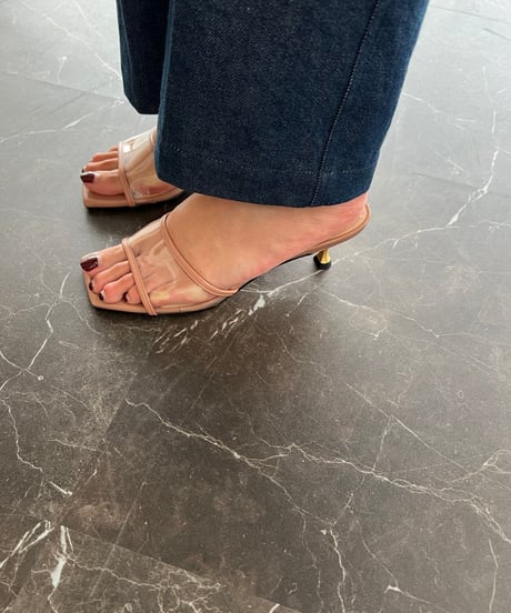 CLEAR SANDAL