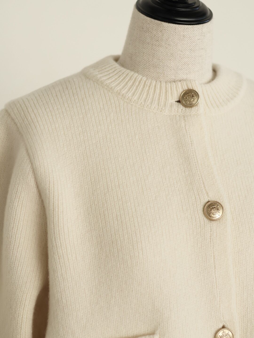 新品未使用タグ付きohga CHARMANT カーディガン ホワイト