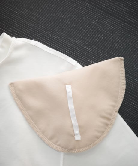 ２WAYショルダーＴシャツ