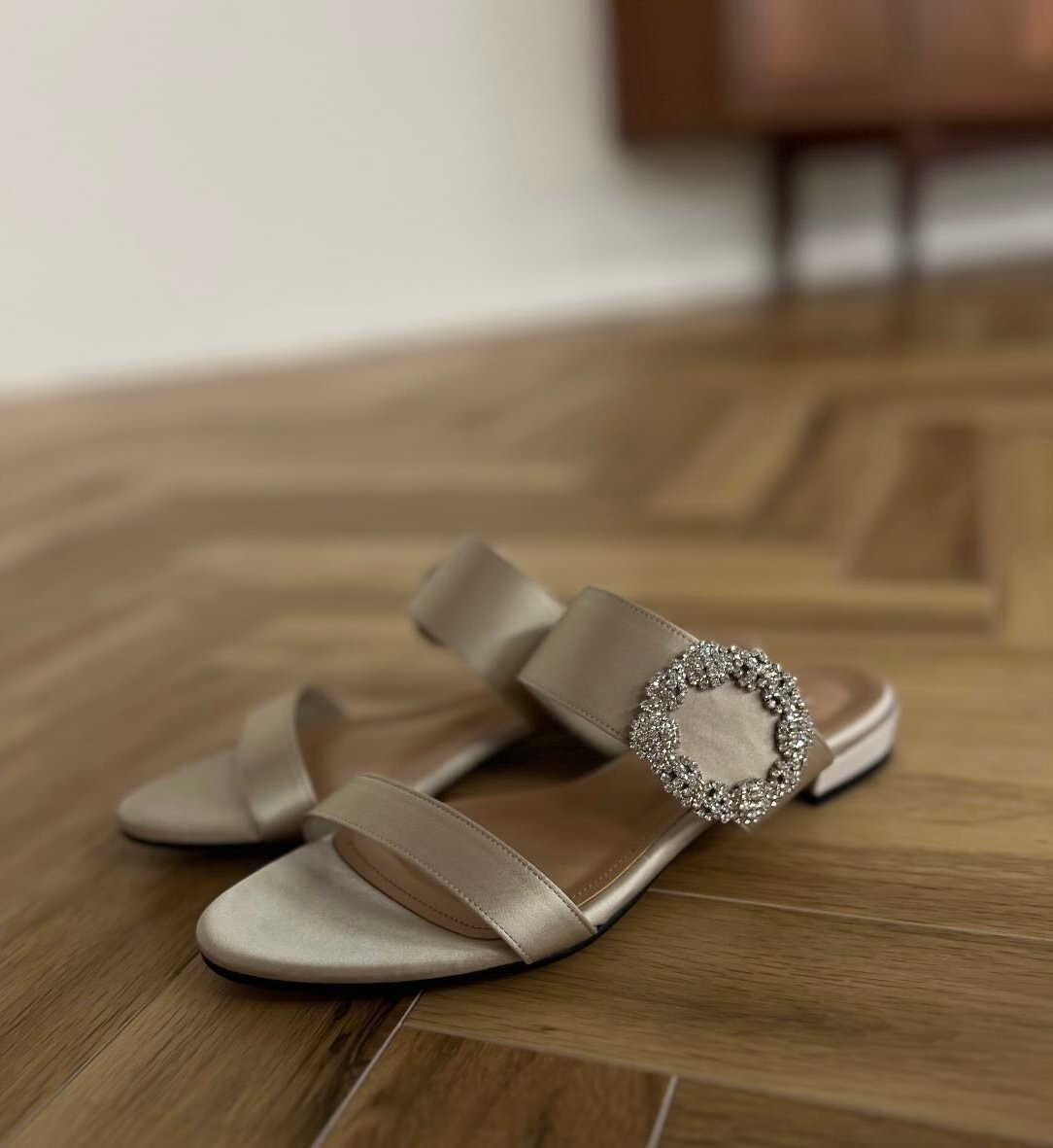 OHGA 【完売品】BIJOU SANDAL