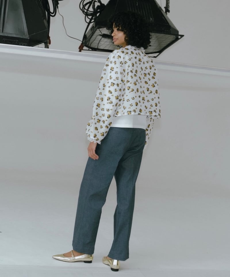 OHGA 気まぐれシルエット　　花柄クロップド丈シャツ OHGA 気まぐれシルエット花柄クロップド丈シャツ