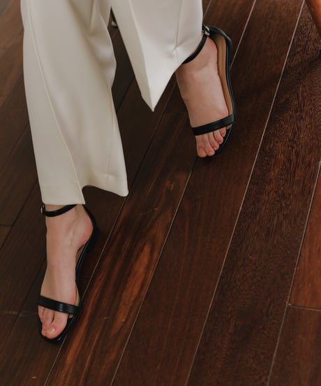 ANKLE STRAP SANDAL
