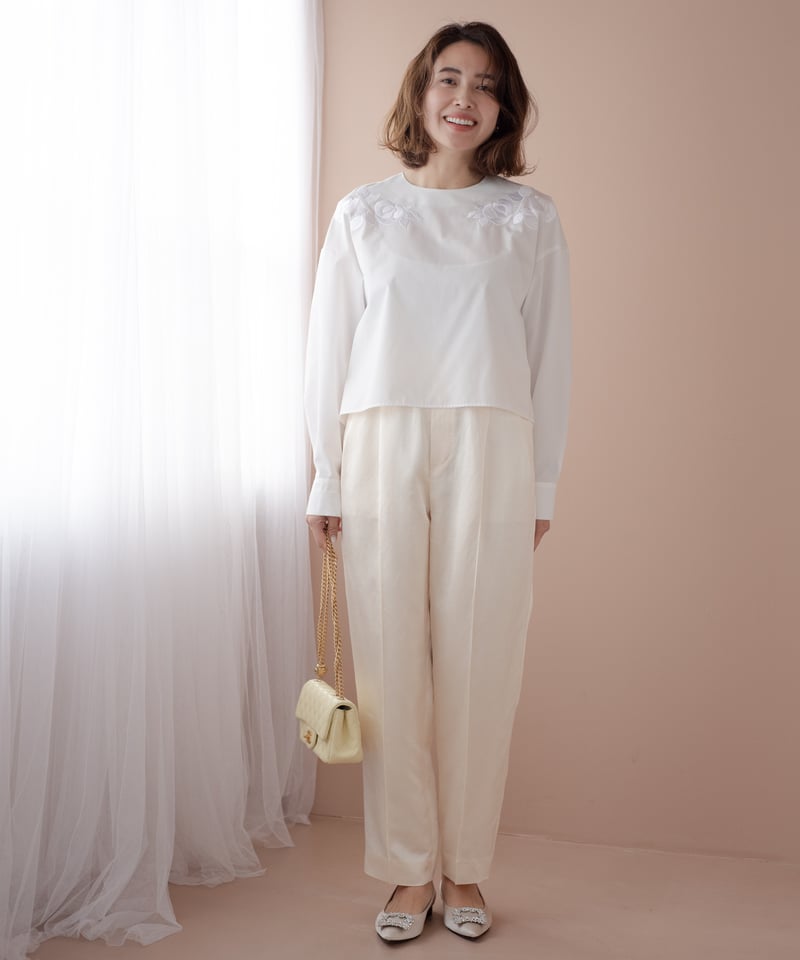 【美品】OHGA ROSE 刺繍 ブラウス ホワイト OHGA ROSE 刺繍 ブラウス ホワイト