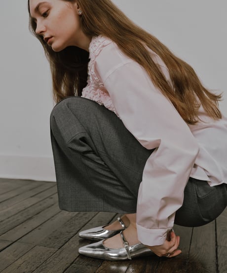 STRAP PUMPS