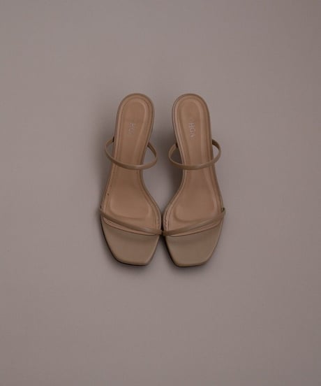 LINE SANDAL
