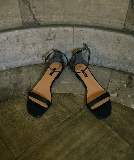 ANKLE STRAP SANDAL