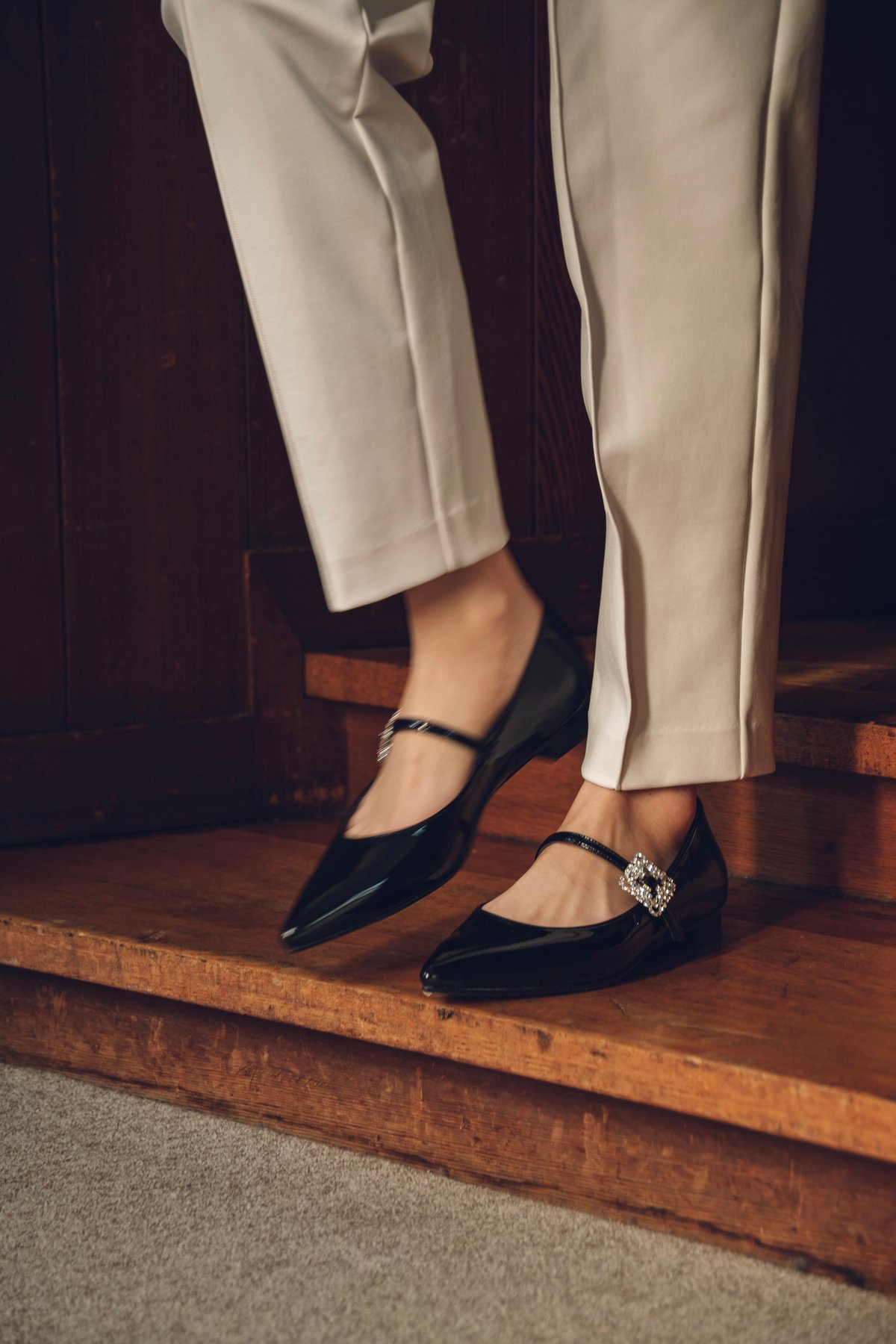 OHGA ドットビジューパンプス 22㎝ オーガ ブラック 【公式通販】