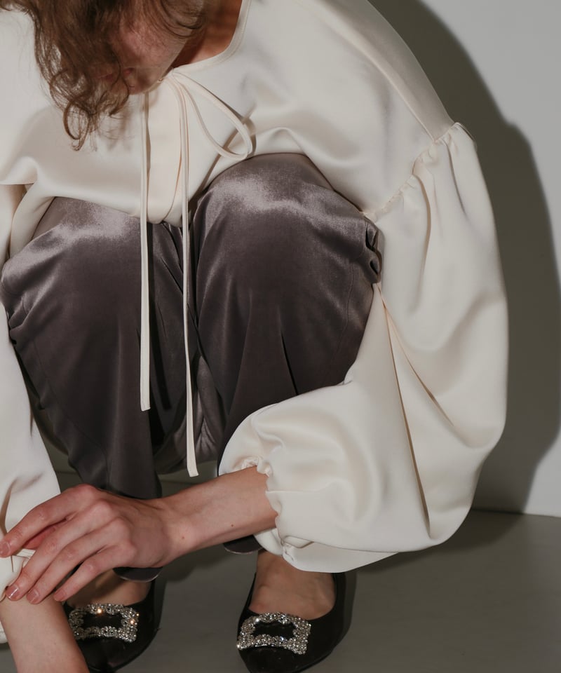 最終値下げ　新品 OHGA ベロアパンツ　M 極美品☆ OHGA オーガ ベロアパンツ サイズM - メルカリ