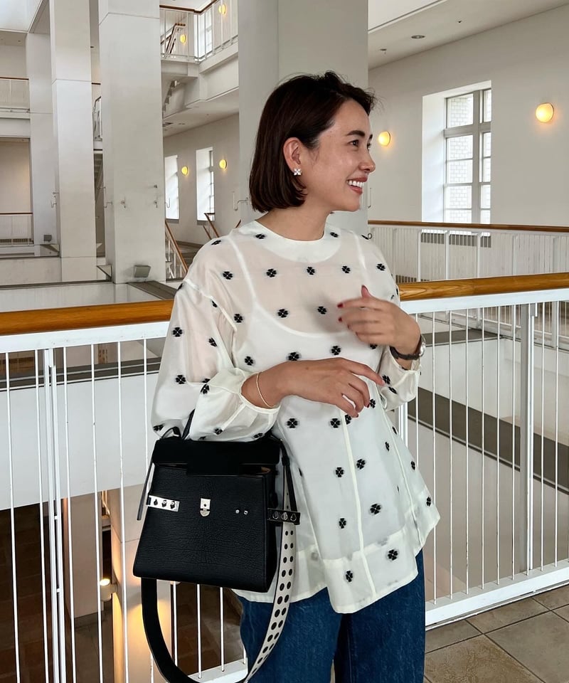 OHGA オーガ オリジナル刺繍4wayブラウス