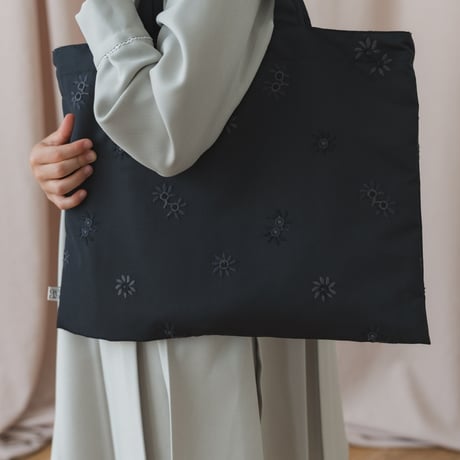 Embroidery bag / Black