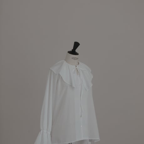 ladies Flare blouse / white