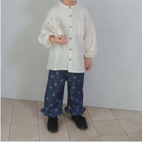 Frill sabrina pants / blue denim flower