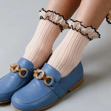 Collegien / Suzanne - Ribbed Ankle socks with Rick-Rack Ruffle