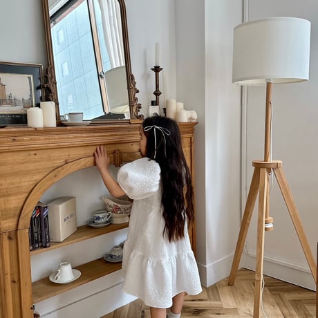 kids Back ribbon dress / white