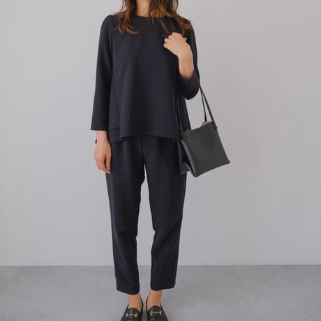 ladies Straight tuck pants / navy