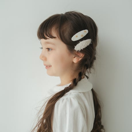 Oval pin 2 pc set / Milk & Powder petal