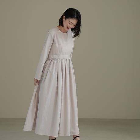 ladies Classical dress / beige