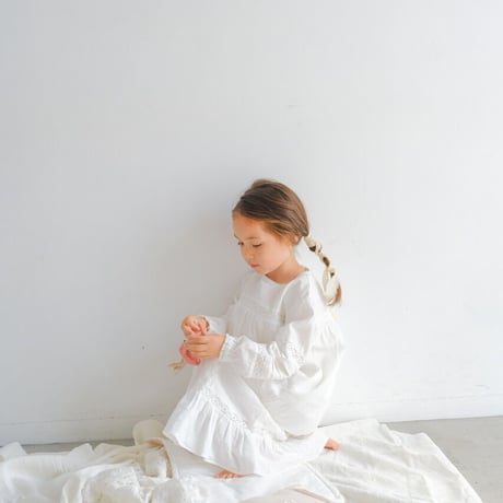 Night dress  / white