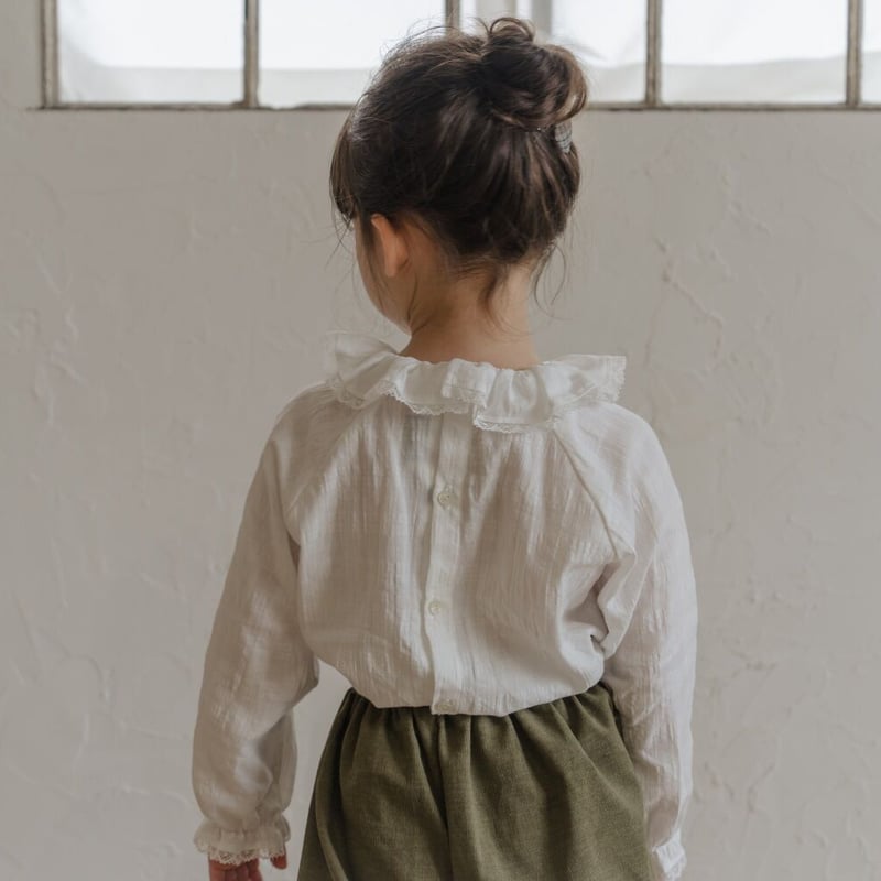 Frill collar blouse / white lace | june -little Frill collar blouse / white lace | june -little