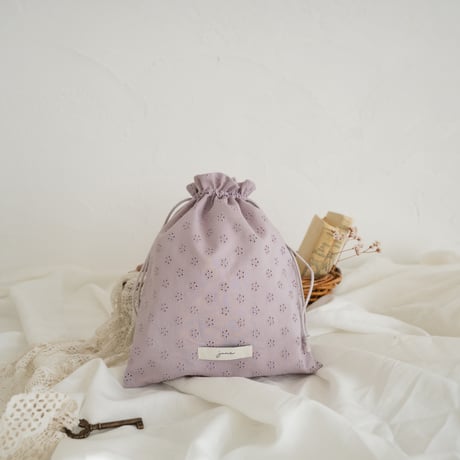 Drawstring bag / dusty lilac lace
