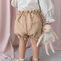 Pumpkin pants / camel