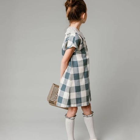 Collegien / Constance - Ribbed Knee-high socks with Rick-Rack Ruffle